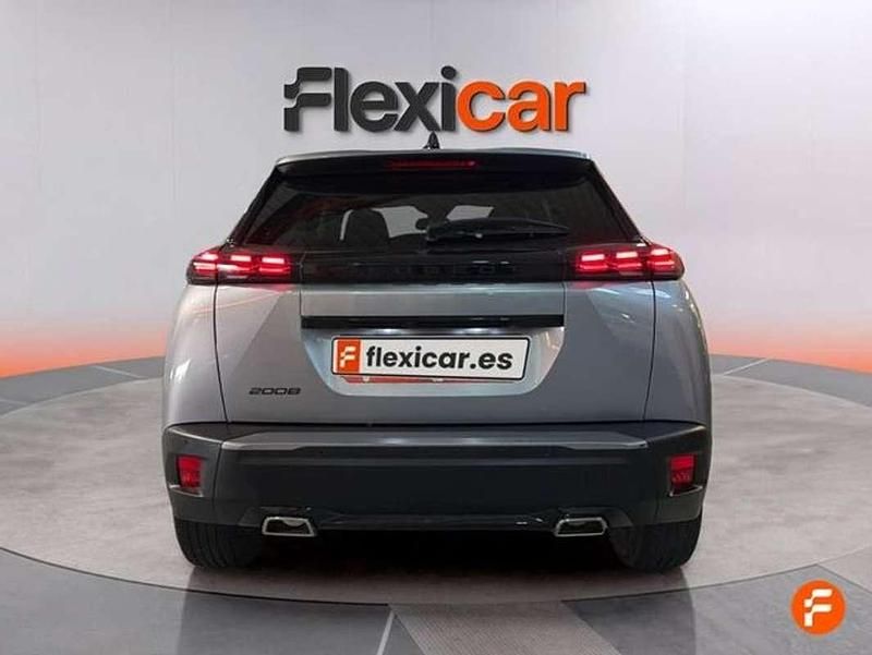 Usado Peugeot 2008 Allure 131 CV (96 kW) 2024 Gris SUV