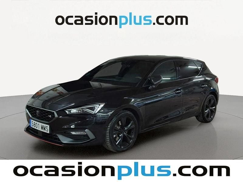 Negro Usado 2024 Seat Leon FR Utilitario | 21.991 € (Precio justo) - Imagen 1/4
