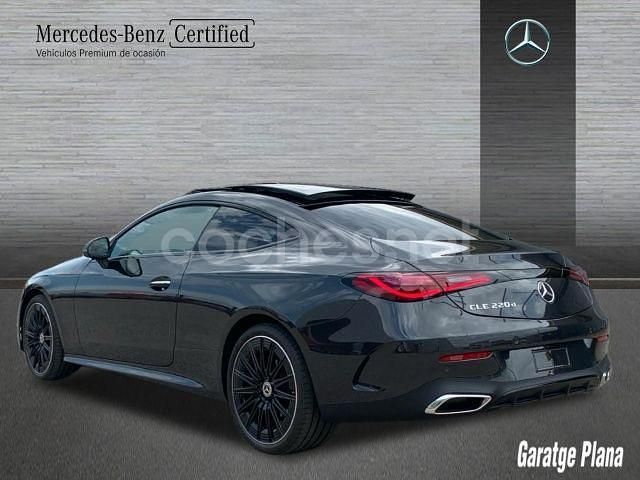 Usado Mercedes CLE220 197 CV (144 kW) 2025 Gris / plata Coupe