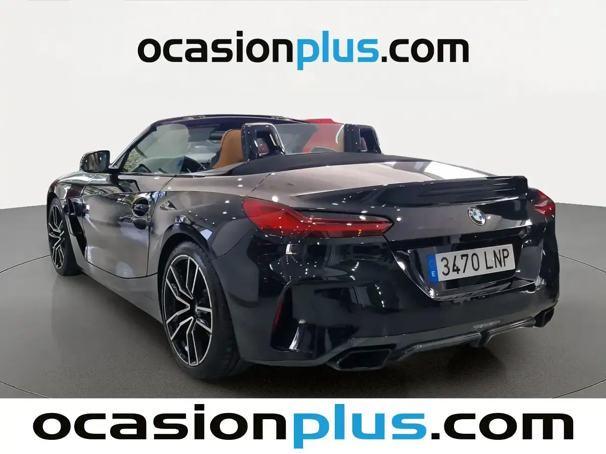 Käytetty BMW Z4 M Sport 340 HP (250 kW) 2021 Musta Avoauto