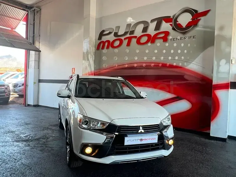 Usado Mitsubishi ASX Motion 117 CV (86 kW) 2017 Blanco SUV
