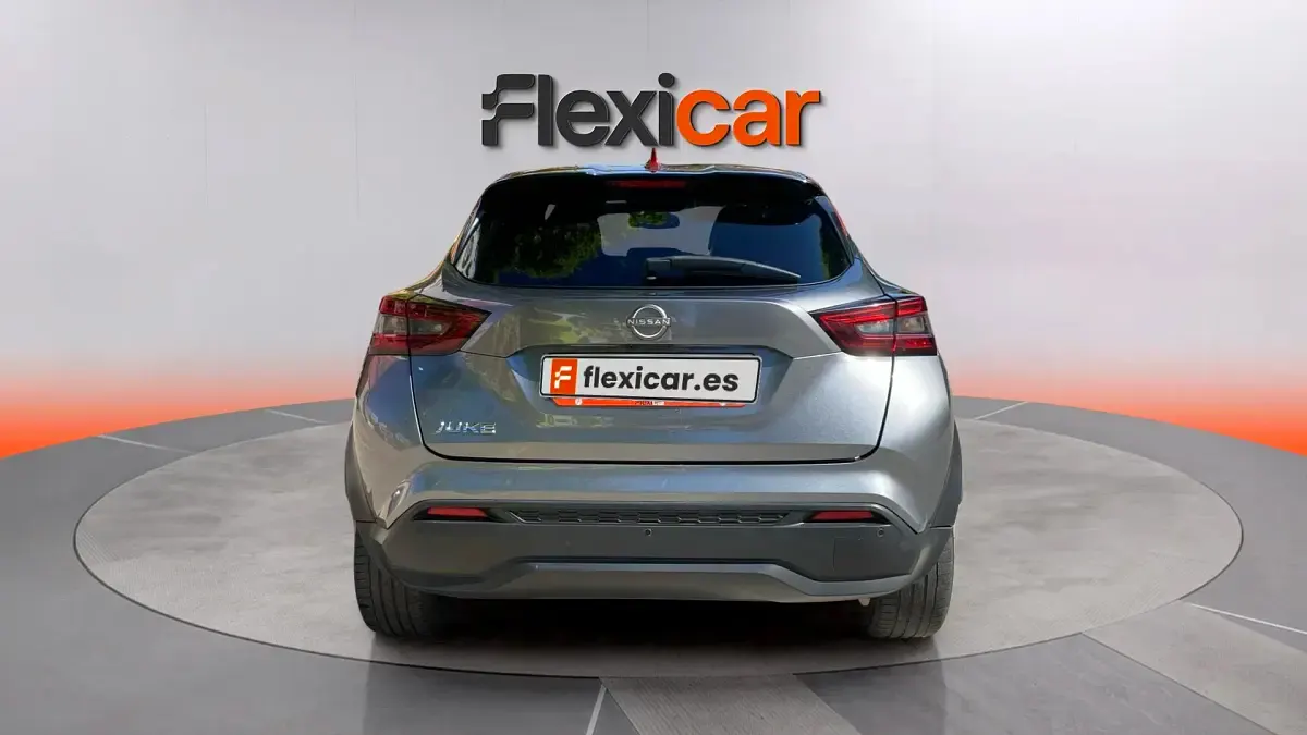 Usado Nissan Juke Tekna 114 CV (83 kW) 2023 Gris SUV