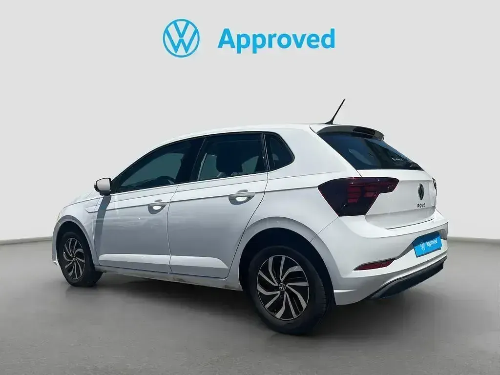 Usado VW Polo Life 95 CV (69 kW) 2022 Blanco Utilitario