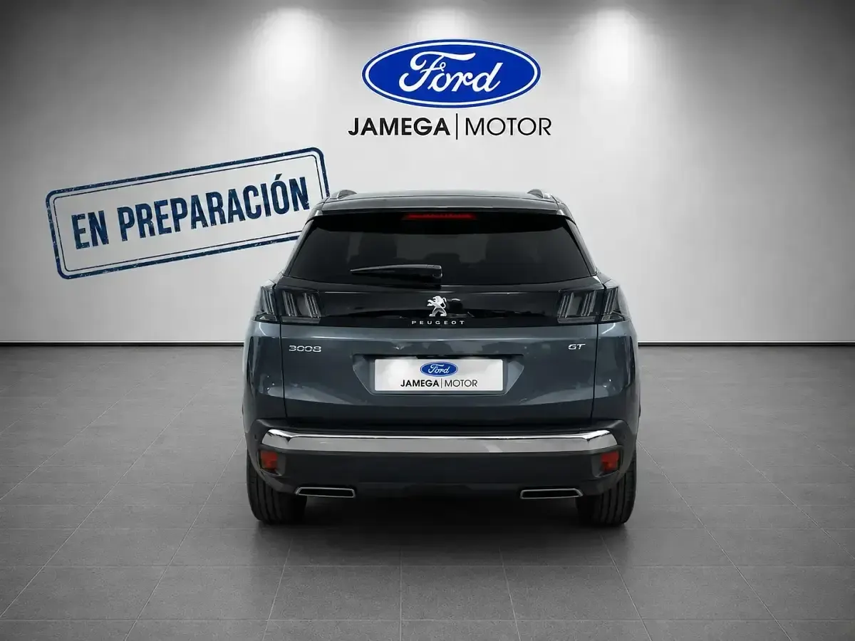 Usado Peugeot 3008 GT 130 CV (95 kW) 2023 Gris SUV