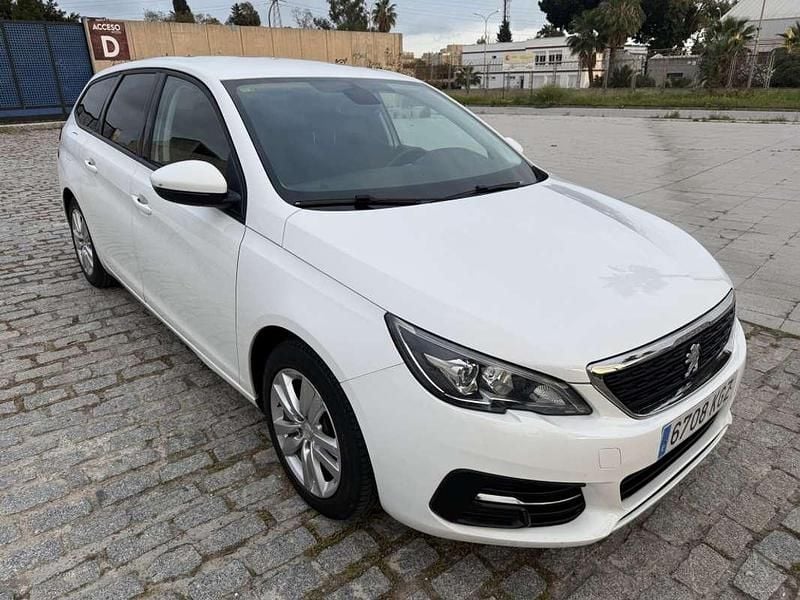 Begagnad Peugeot 308 SW Active 100 HK (73 kW) 2017 Vit Kombi