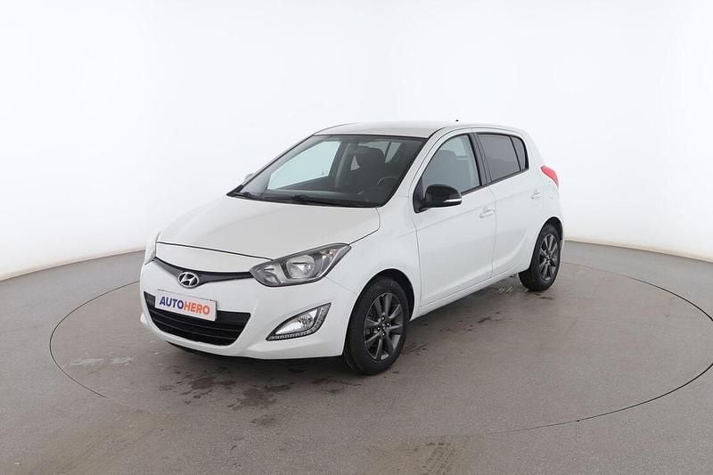 Blanco Usado 2014 Hyundai i20 GO! Utilitario | 7999 € (Precio justo) - Imagen 1/3