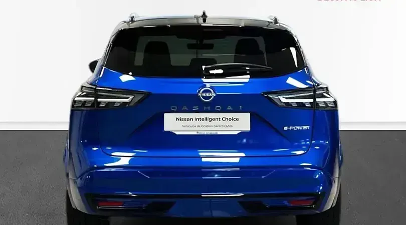 Usado Nissan Qashqai Premium Edition 190 CV (139 kW) 2024 Magnetic blue black SUV