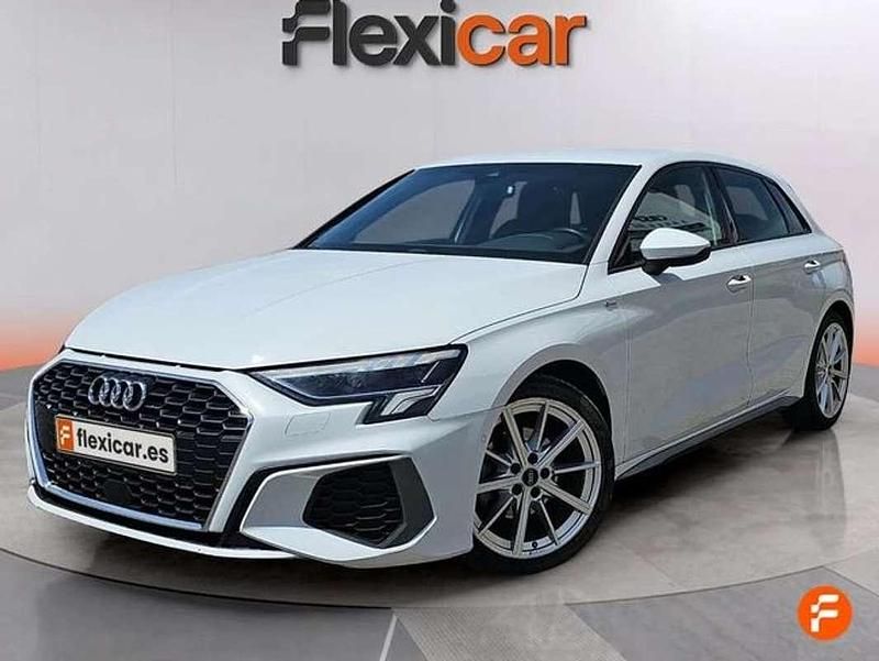 Usado Audi A3 Sportback 150 CV (110 kW) 2023 Blanco Utilitario