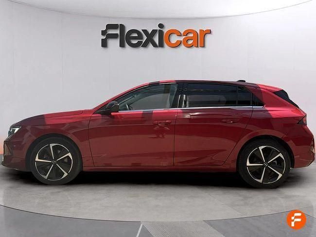 Usado Opel Astra Elegance 130 CV (95 kW) 2023 Rojo Utilitario