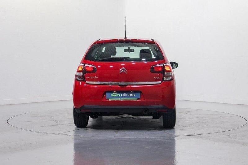 Usado Citroën C3 Live 68 CV (50 kW) 2016 Rojo Berlina