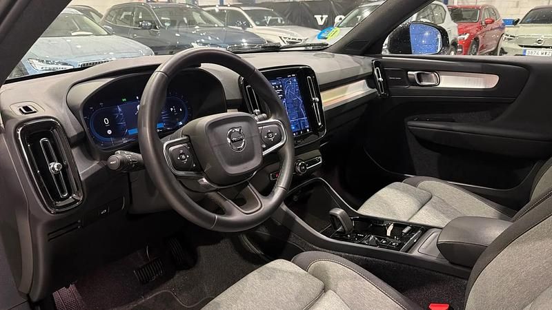 Usado Volvo XC40 Plus 163 CV (119 kW) 2025 SUV