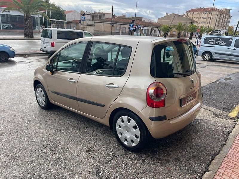 Usado Renault Modus Dynamique 113 CV (83 kW) 2004 Marrón Monovolumen