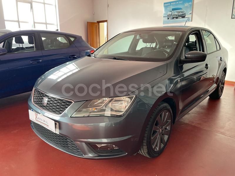 Gris / plata Usado 2015 Seat Toledo Style Berlina | 10.500 € (Precio justo) - Imagen 1/4