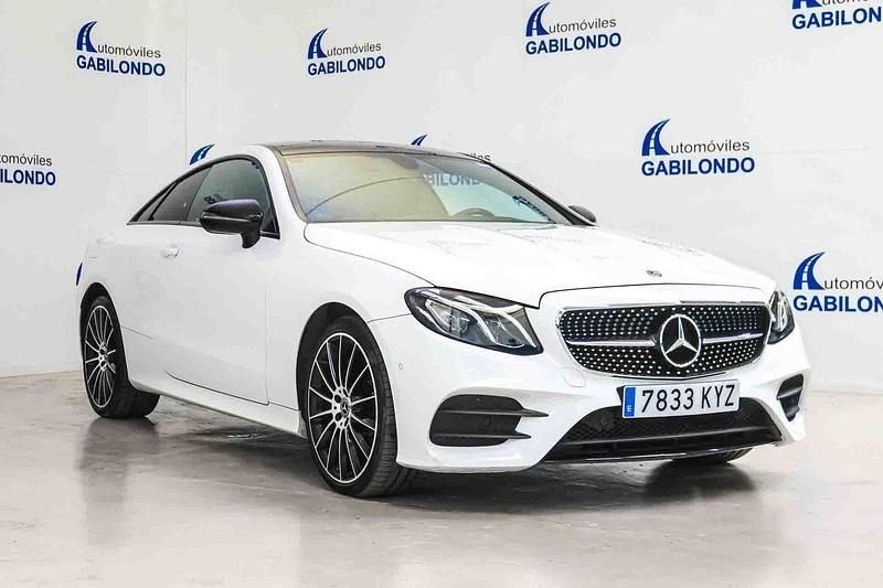 Usado Mercedes E220 196 CV (144 kW) 2019 Blanco Coupe
