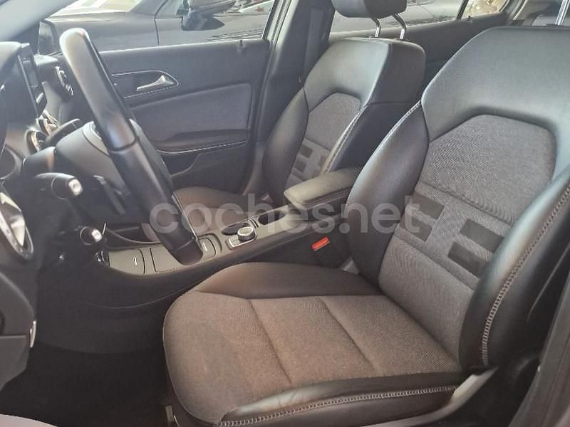 Usado Mercedes GLA200 AMG Edition 1 136 CV (100 kW) 2015 Gris / plata SUV