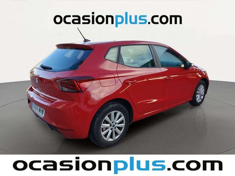 Usado Seat Ibiza Style 110 CV (80 kW) 2023 Rojo Utilitario