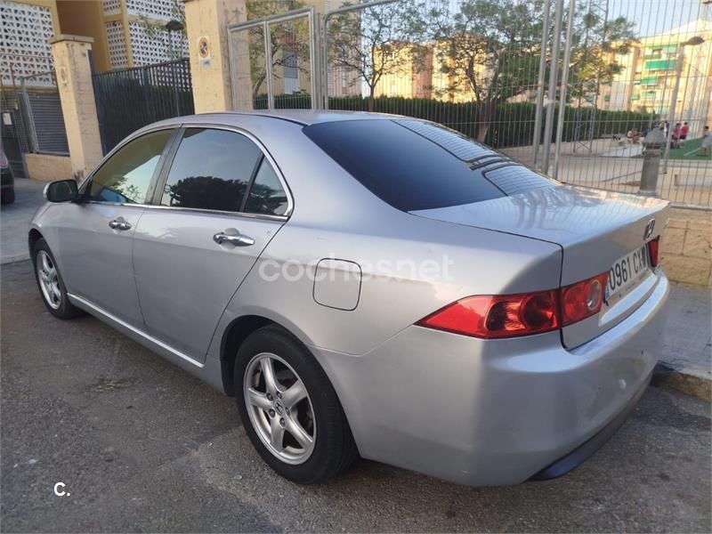Gris / plata Usado 2005 Honda Accord Sport Berlina | 1750 € (Super precio) - Imagen 1/4