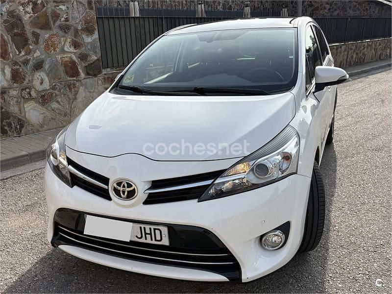 Blanco Usado 2015 Toyota Verso Advance Monovolumen | 10.100 € (Buen precio) - Imagen 1/4