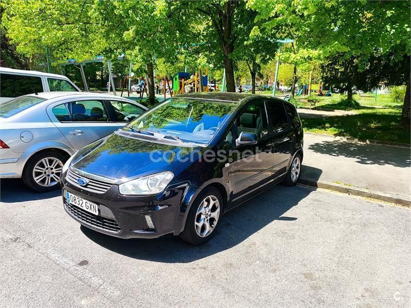 Negro Usado 2010 Ford C-MAX Trend Monovolumen | 4490 € (Precio justo) - Imagen 1/4