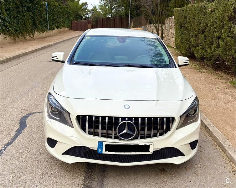 Usado Mercedes CLA200 136 CV (100 kW) 2017 Blanco Berlina