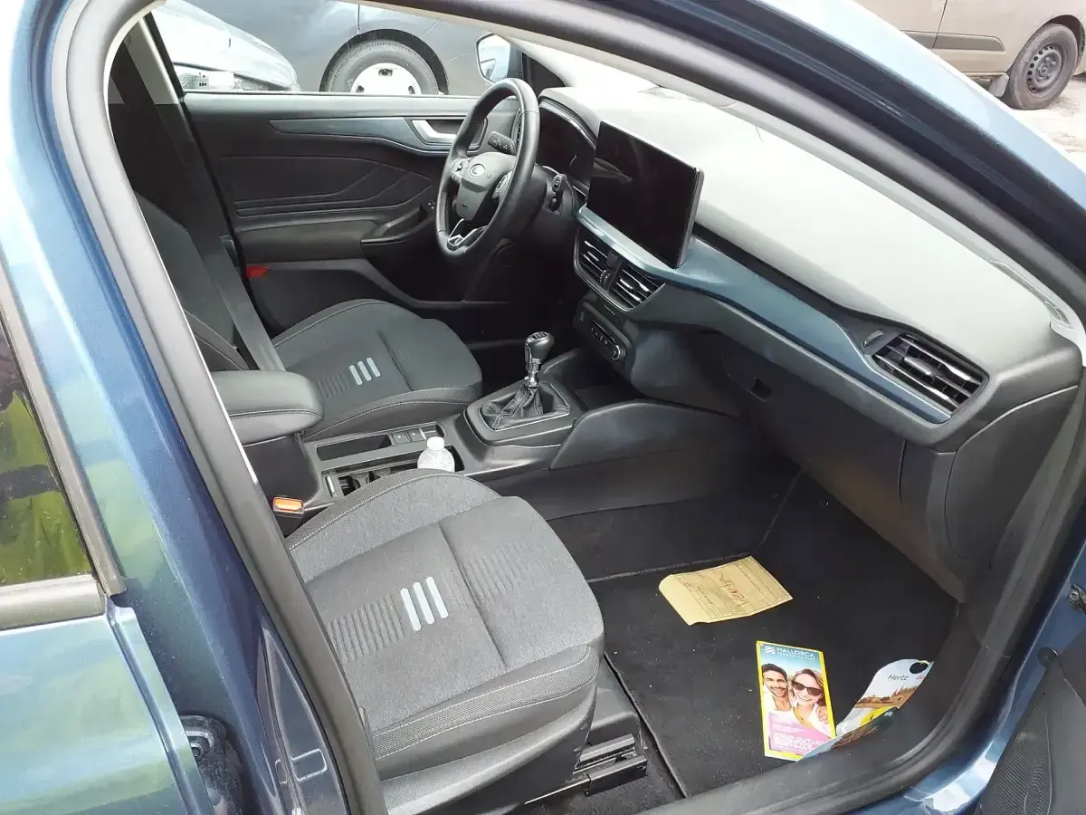 Usado Ford Focus Active 125 CV (91 kW) 2024 Azul Utilitario
