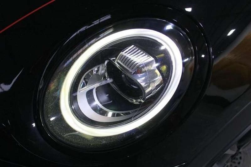 Usado Mini John Cooper Works 231 CV (169 kW) 2020 Negro Utilitario