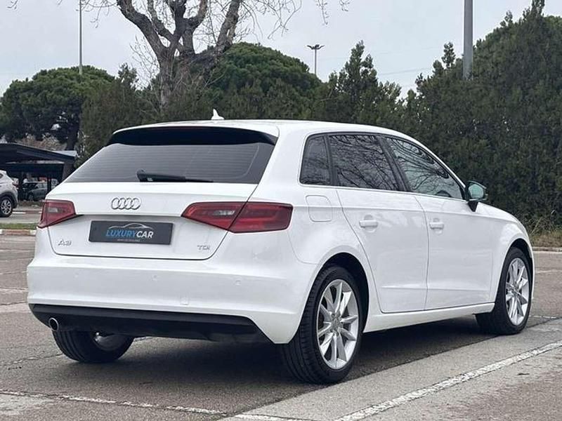 Usado Audi A3 Sportback Premium 110 CV (80 kW) 2016 Blanco Utilitario