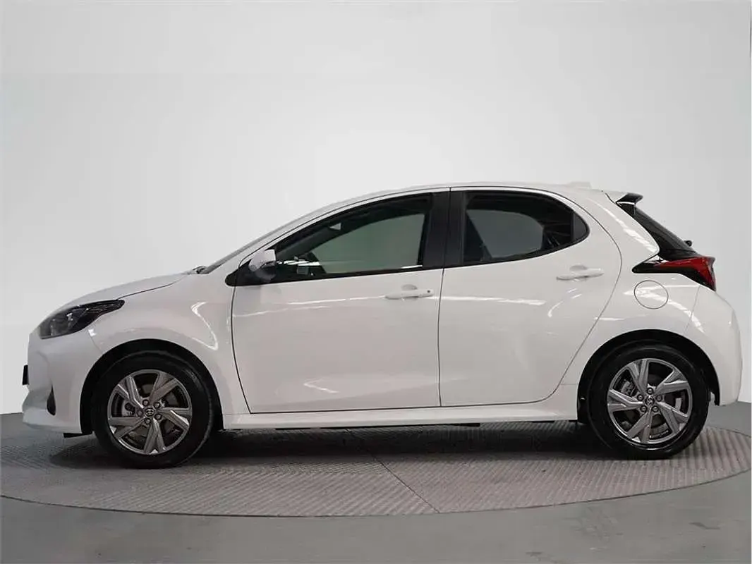 Usado Toyota Yaris Active 116 CV (85 kW) 2025 Utilitario