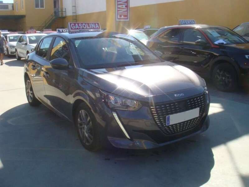 Gris Usado 2021 Peugeot 208 Active Utilitario | 14.500 € (Caro) - Imagen 1/4