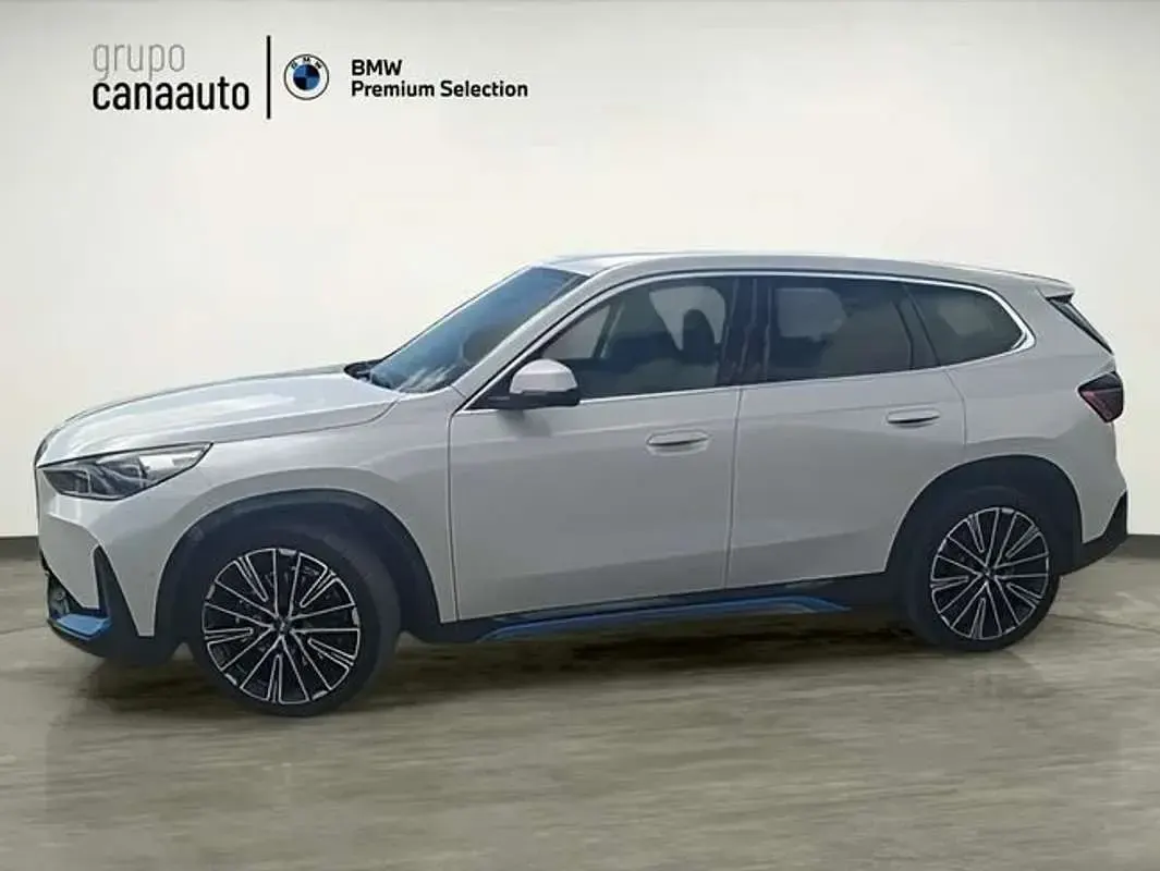 Usado BMW iX1 Comfort Edition 230 kW (313 HP) 2023 Branco SUV