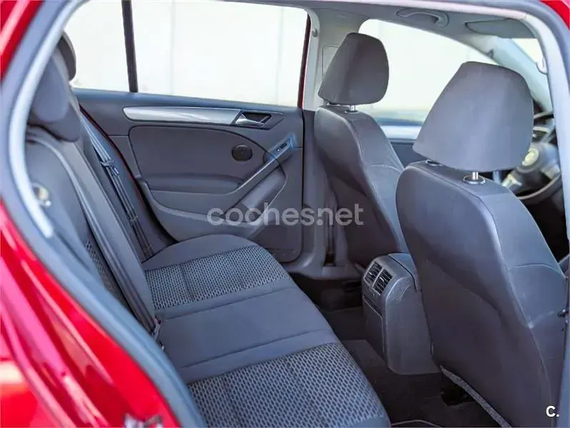 Usado VW Golf VI Advance 140 CV (102 kW) 2009 Granate Utilitario