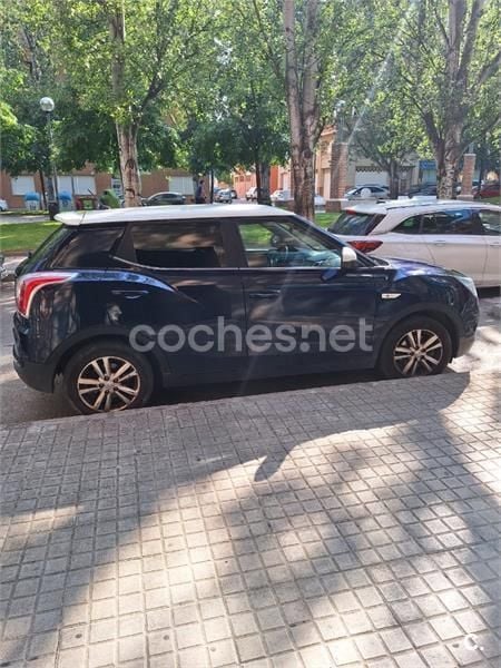 Azul Usado 2016 Ssangyong Tivoli Limited SUV | 10.800 € (Precio justo) - Imagen 1/4