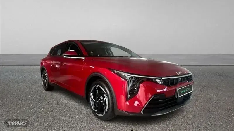 Usado Kia K4 115 CV (84 kW) 2026 Rojo