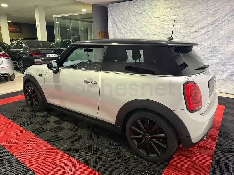Usado Mini Cooper 136 CV (100 kW) 2018 Gris / plata Utilitario
