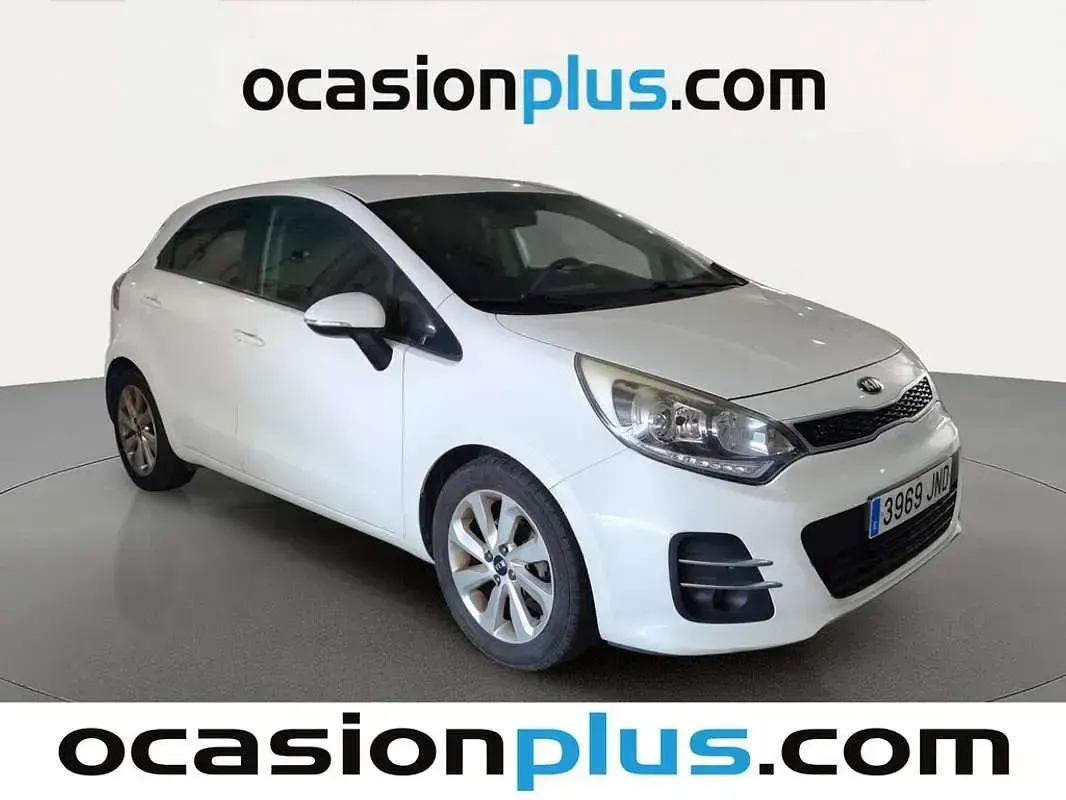 Usado Kia Rio 84 CV (61 kW) 2016 Blanco Utilitario