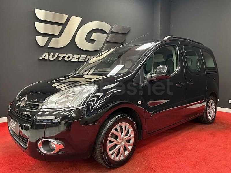 Usado Citroën Berlingo Seduction 114 CV (83 kW) 2014 Negro Monovolumen