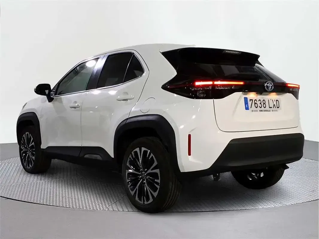 Usado Toyota Yaris Cross Style 116 CV (85 kW) 2022 SUV