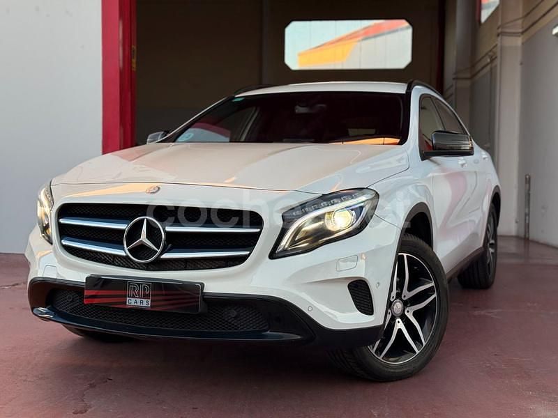 Blanco Usado 2015 Mercedes GLA220 Style SUV | 15.990 € (Precio justo) - Imagen 1/4