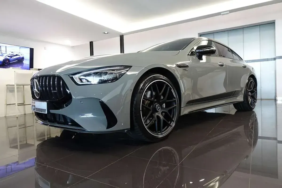 Usado Mercedes AMG GT AMG 435 CV (319 kW) 2024 Gris Coupe