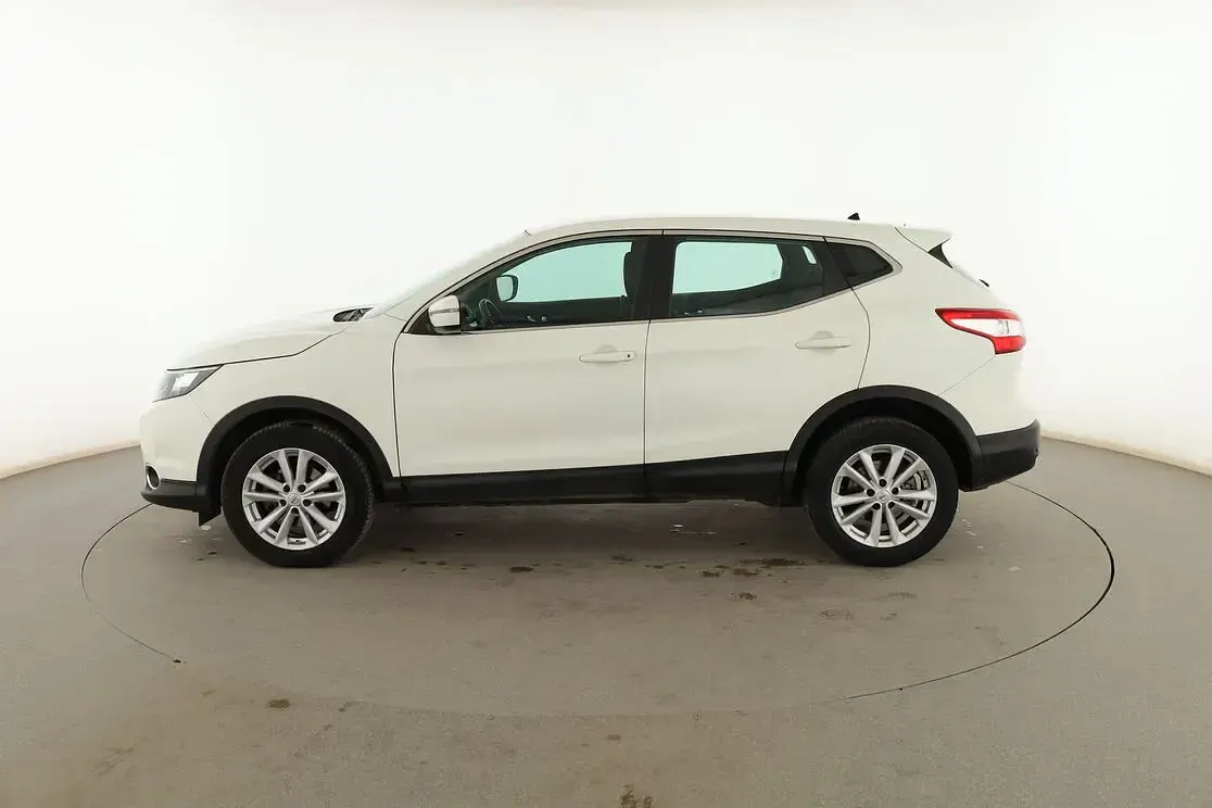 Usado Nissan Qashqai Acenta 130 CV (95 kW) 2015 Blanco SUV