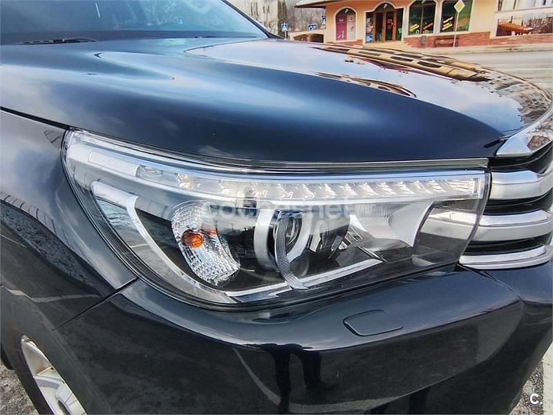 Usado Toyota HiLux Limited 150 CV (110 kW) 2017 Negro Pickup/Camioneta