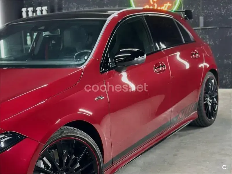 Usado Mercedes A35 AMG 306 CV (225 kW) 2021 Granate Berlina