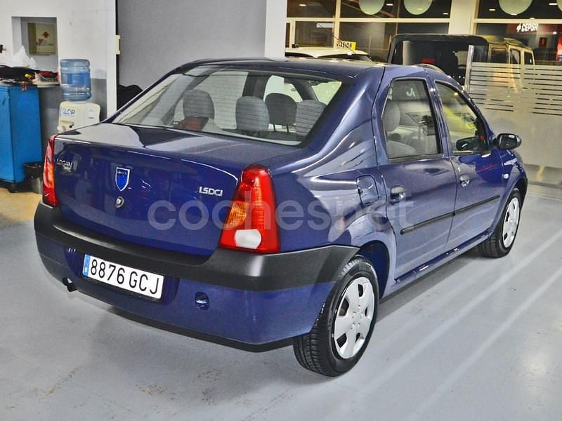 Usado Dacia Logan Ambiance 70 CV (51 kW) 2008 Azul Berlina