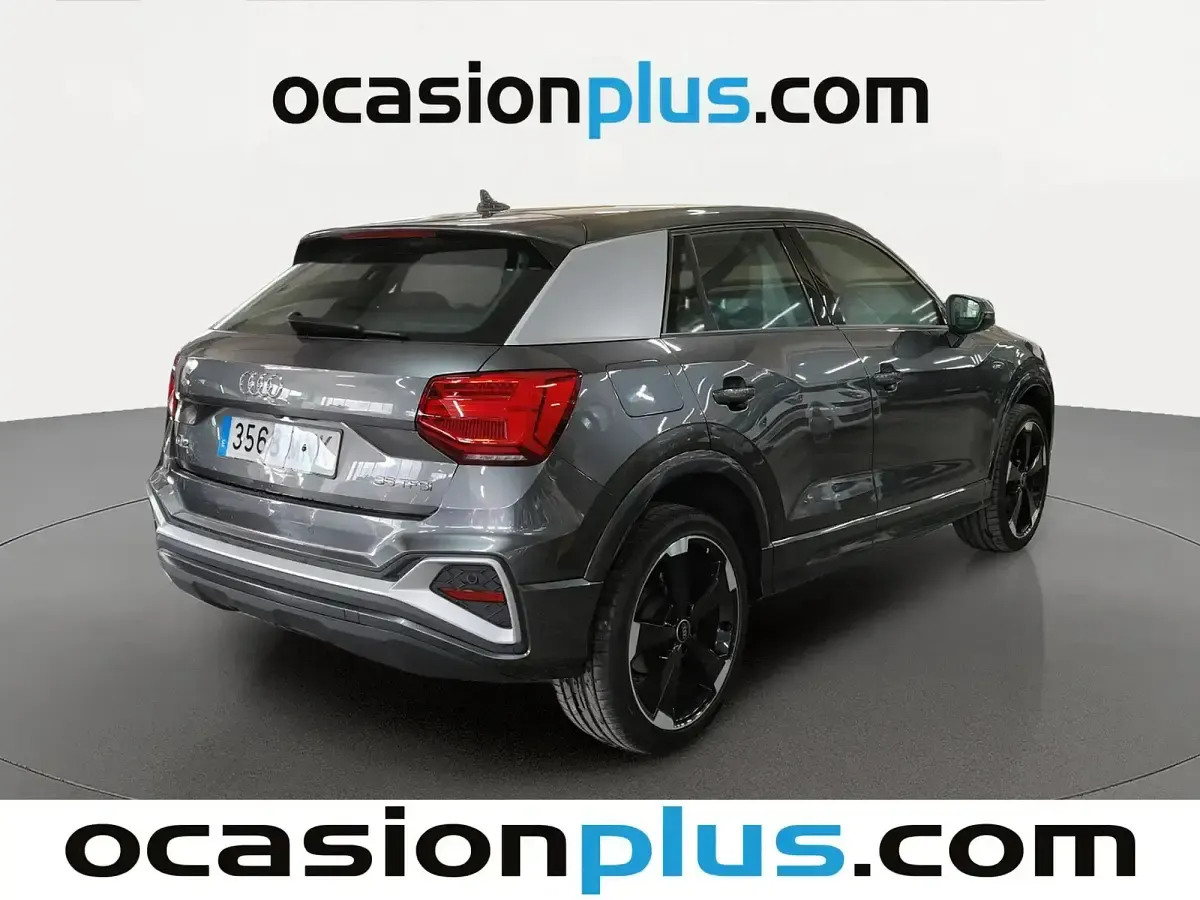 Usado Audi Q2 S-Line 150 CV (110 kW) 2024 Gris SUV