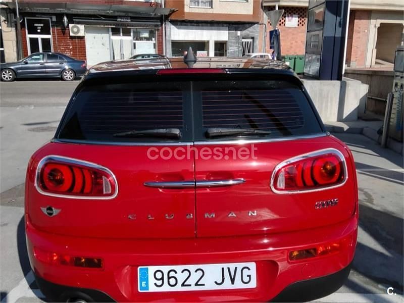 Usado Mini Cooper Clubman 136 CV (100 kW) 2016 Rojo Familiar