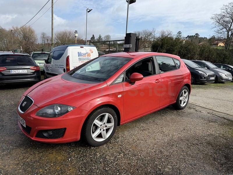 Usado Seat Leon Copa 105 CV (77 kW) 2011 Rojo Utilitario