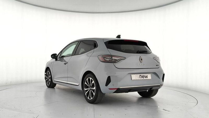 Usado Renault Clio V Techno 145 CV (106 kW) 2025 Gris Berlina
