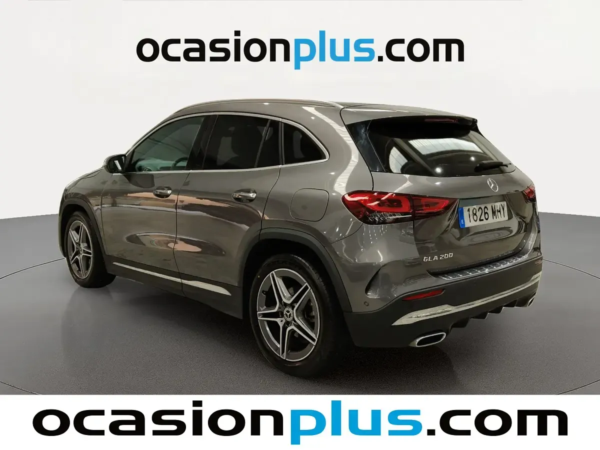 Usado Mercedes GLA200 AMG 163 CV (119 kW) 2023 Gris SUV