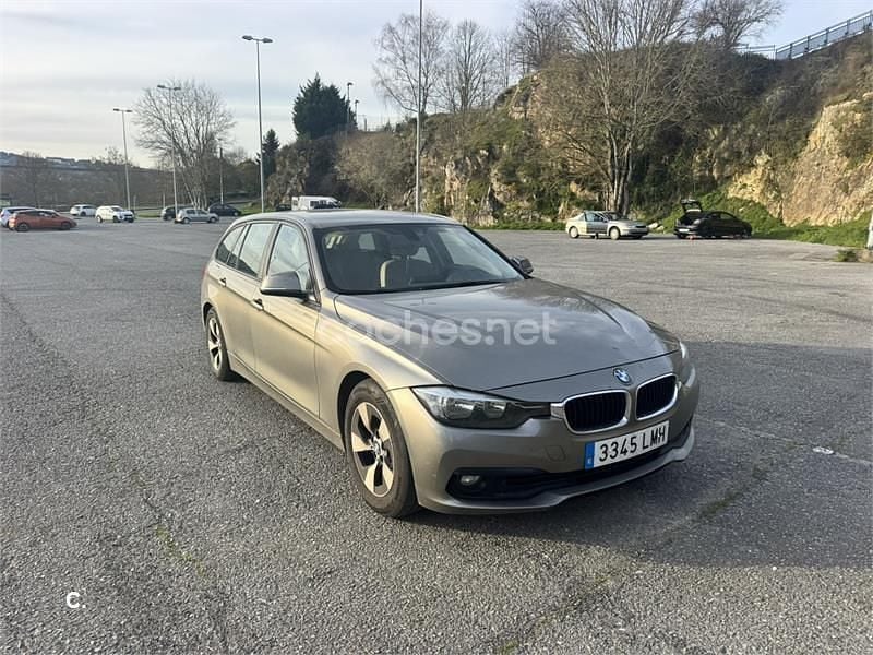 Usado BMW 320 Efficient Dynamics 163 CV (119 kW) 2017 Beige Familiar