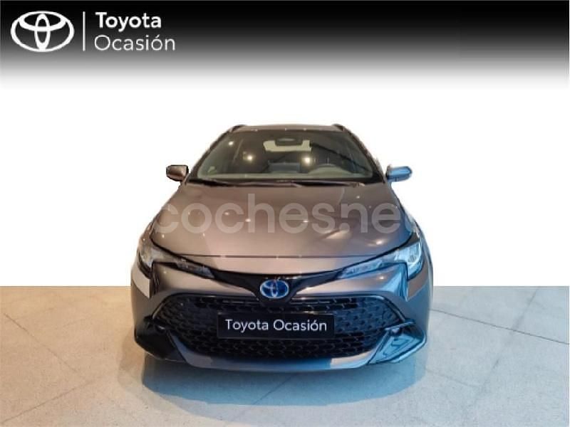 Usado Toyota Corolla Active 140 CV (102 kW) 2025 Gris / plata Familiar